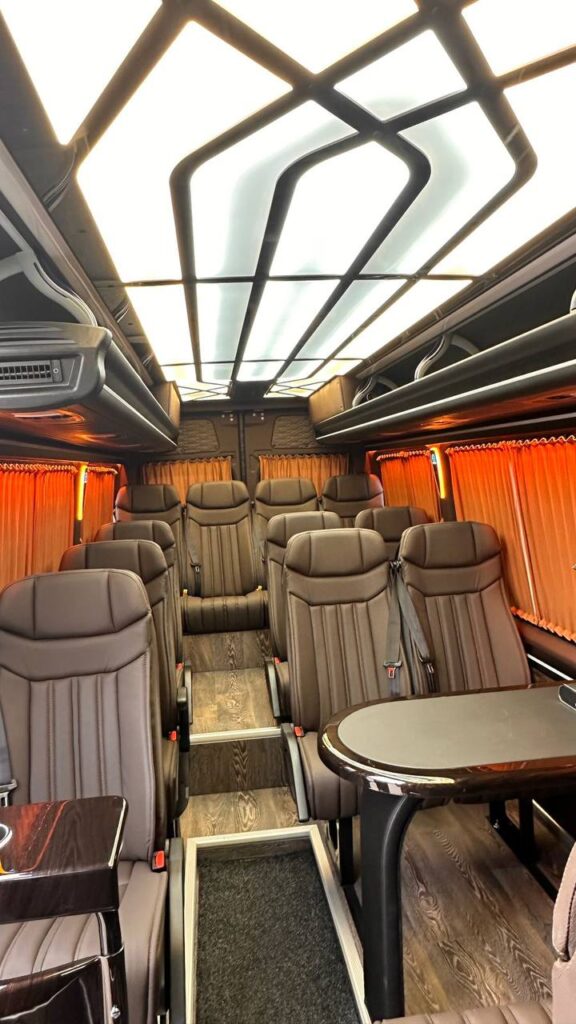 BSaloon Sprinter Business